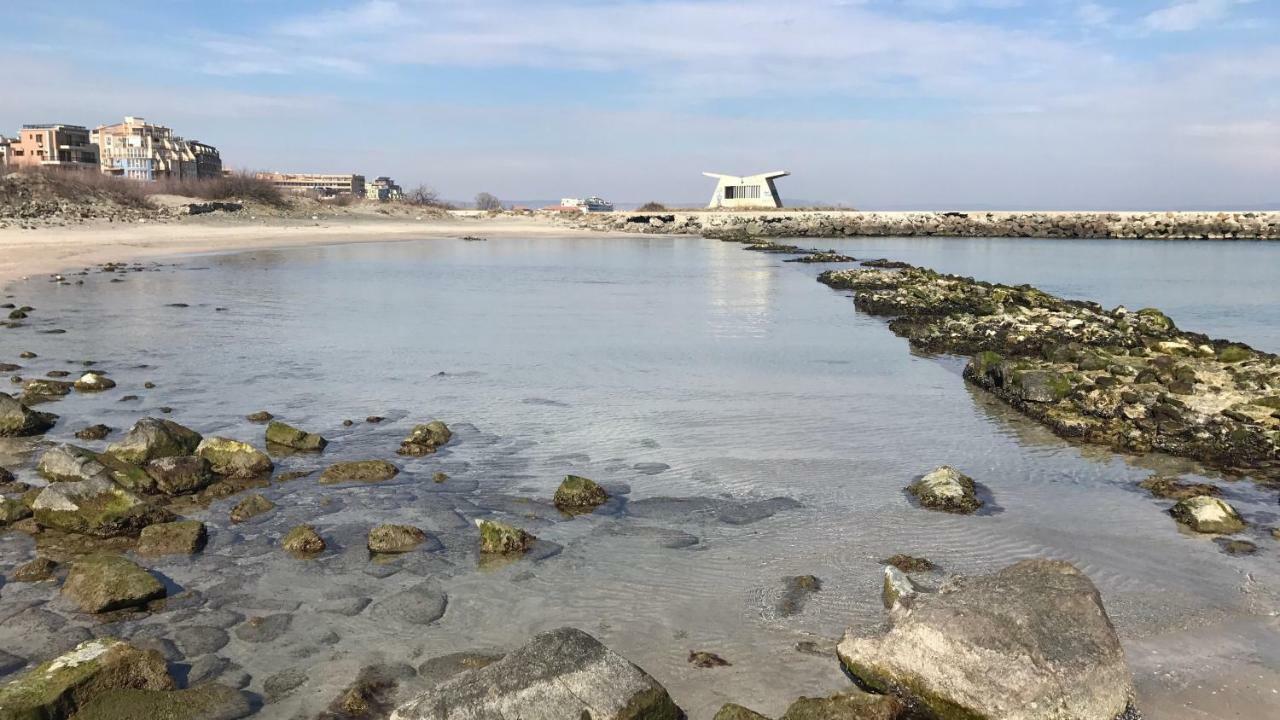 Beach Apartments ポモリエ エクステリア 写真